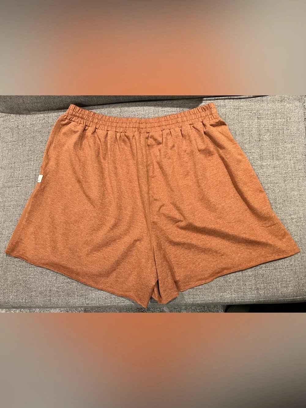 Vuori Boyfriend Short Women’s Shorts Palo Santo Heather Large